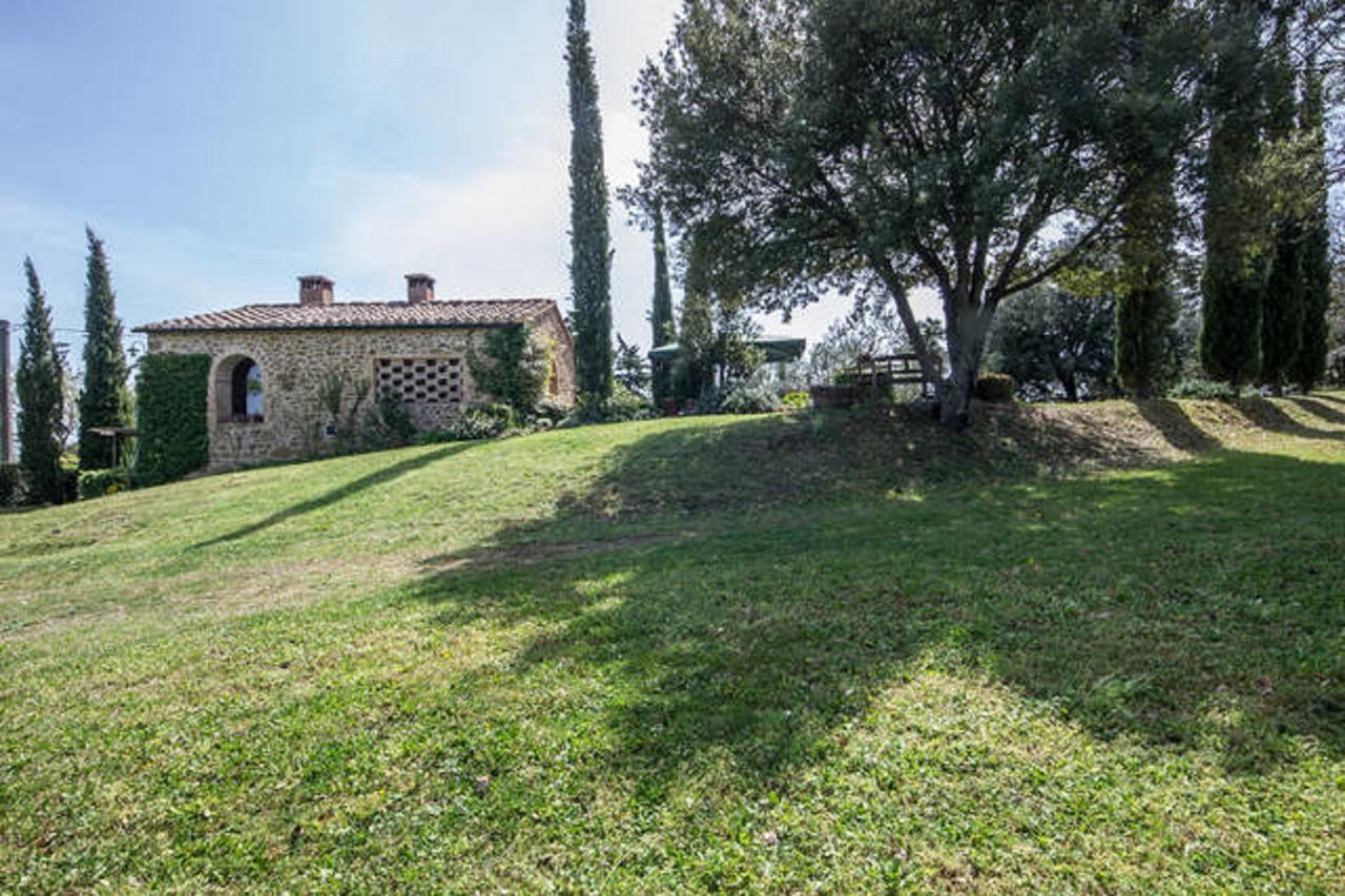 Podere Cerreto Casole d'Elsa Exterior photo