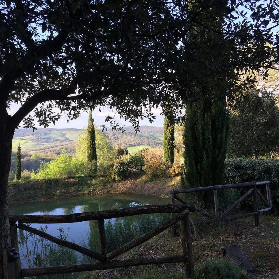 Podere Cerreto Casole d'Elsa Exterior photo